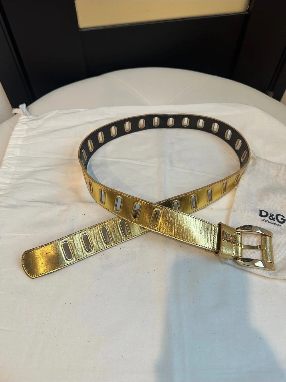 Authentic D&G Dolce & Gabbana Metallic Gold Belt – Logo Buckle